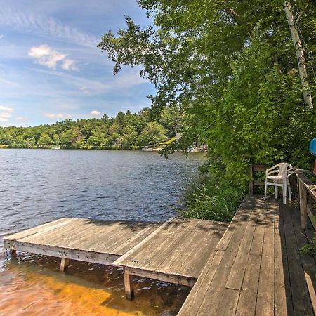 Waterfront New England House On Wickaboag Lake! West Brookfield Εξωτερικό φωτογραφία