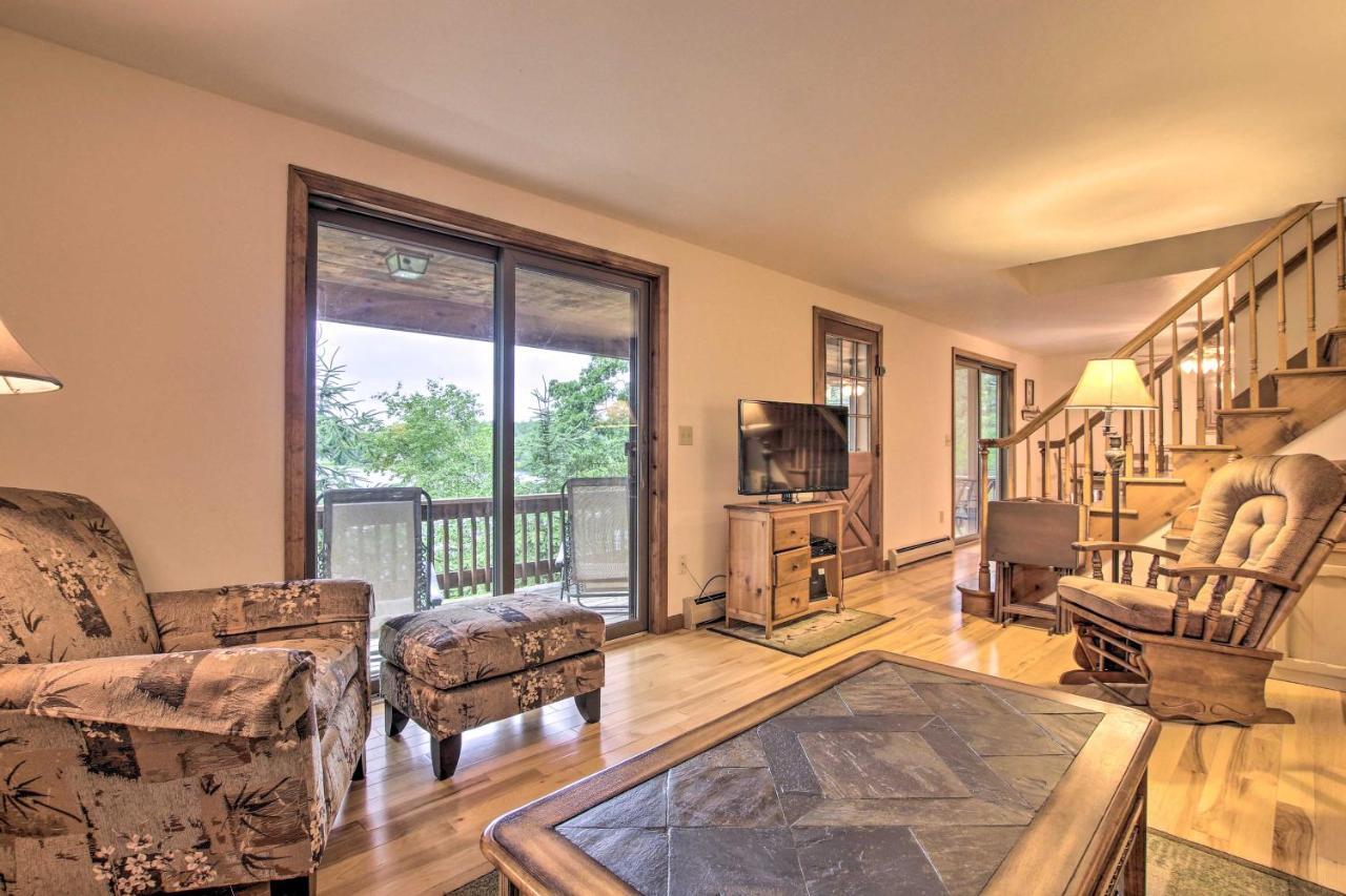 Waterfront New England House On Wickaboag Lake! West Brookfield Εξωτερικό φωτογραφία