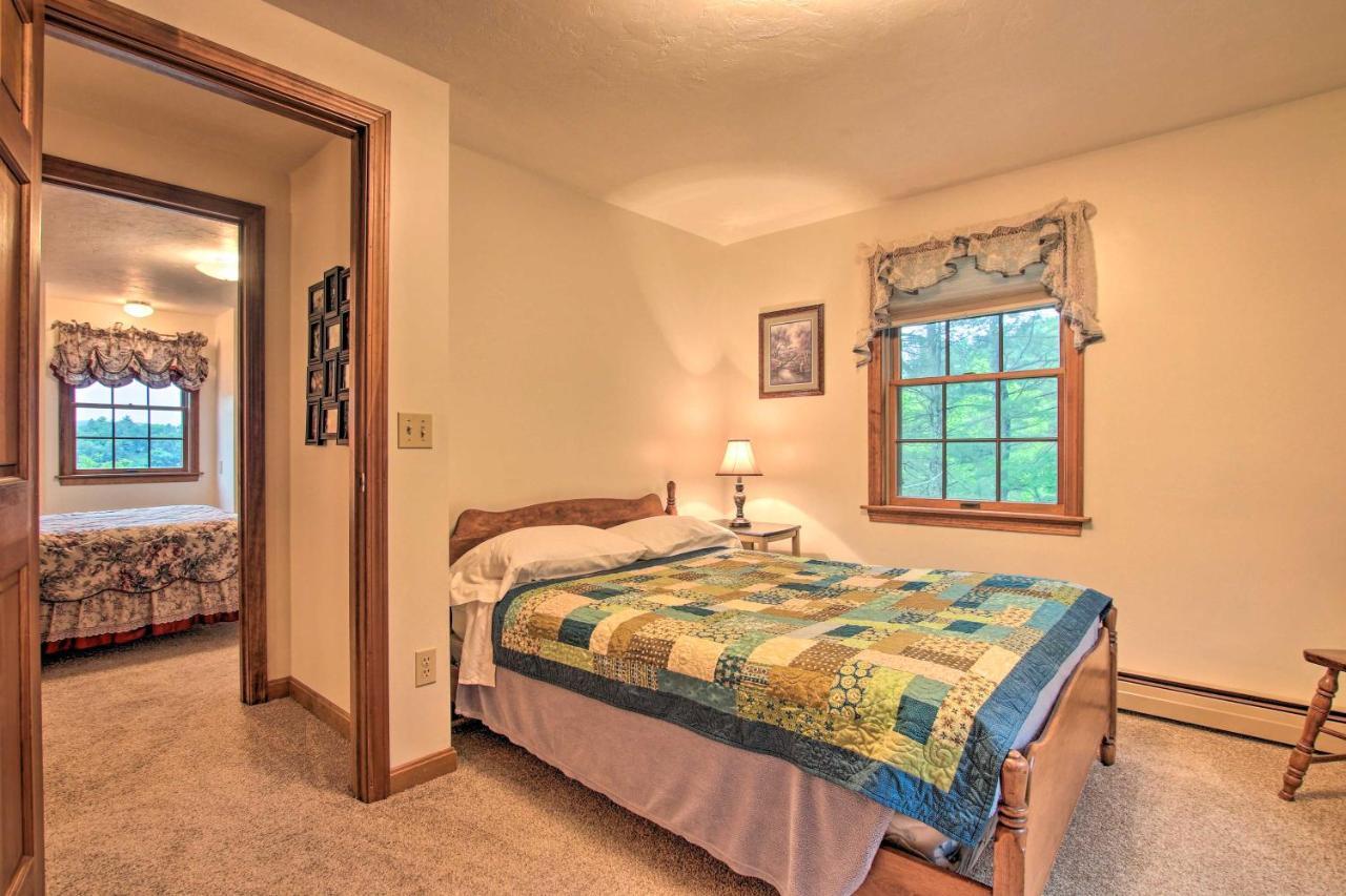 Waterfront New England House On Wickaboag Lake! West Brookfield Εξωτερικό φωτογραφία